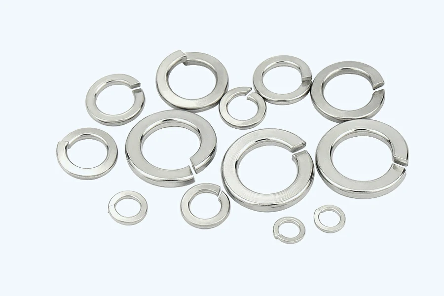 Why do spring washers have open expansion ring phenomenon